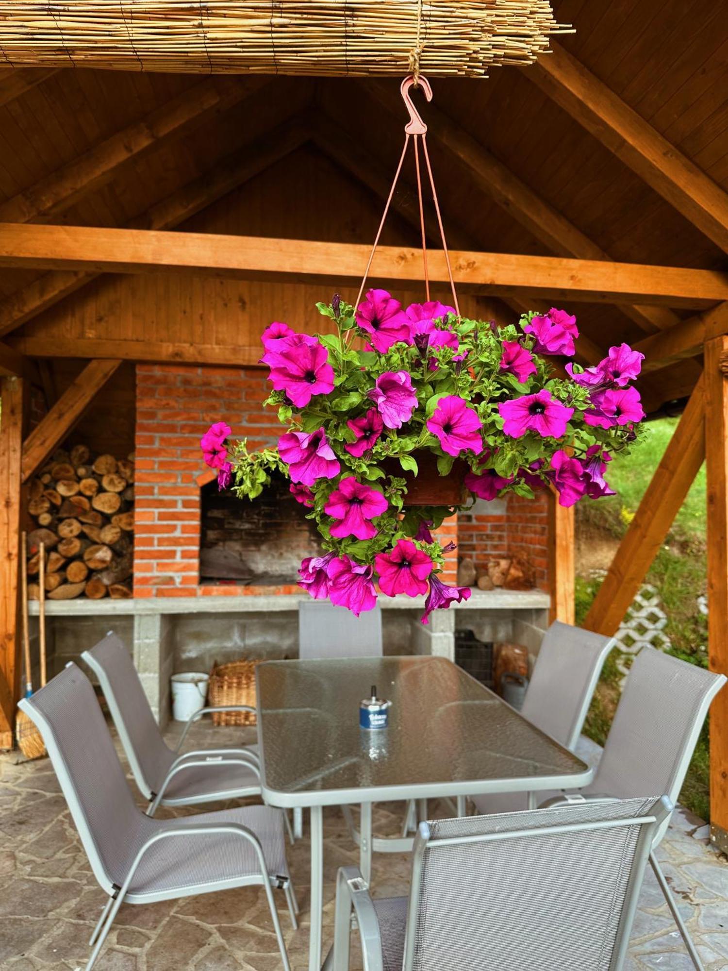 Casa Mia Resort Купрес Экстерьер фото