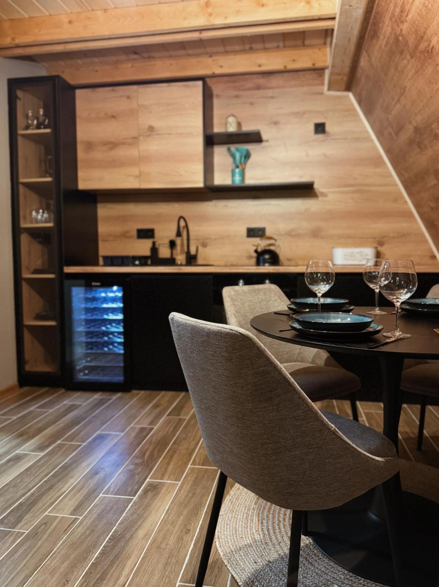 Casa Mia Resort Купрес Экстерьер фото